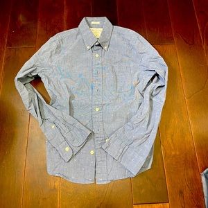 Abercrombie & Fitch button down muscle shirt (S)